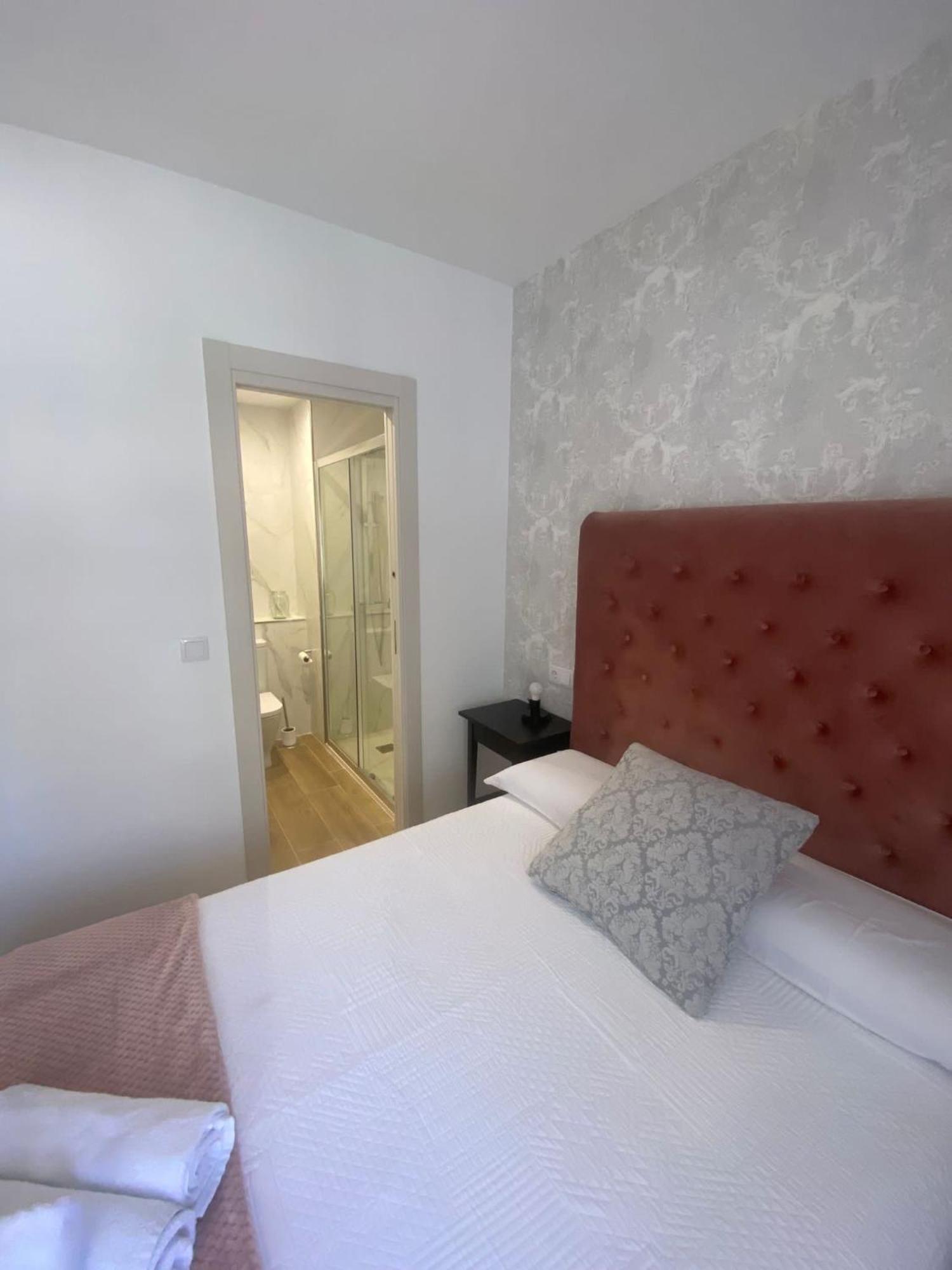 알칼라데에나레스 Alcala Luxury Piso Completo De 80M 아파트 외부 사진