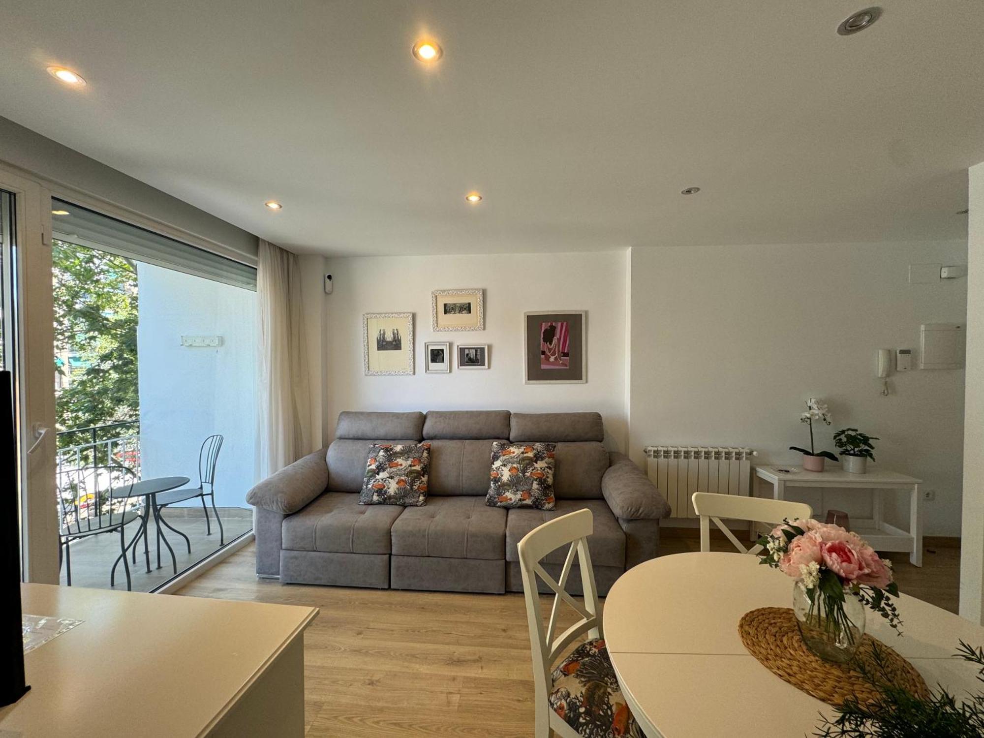 알칼라데에나레스 Alcala Luxury Piso Completo De 80M 아파트 외부 사진